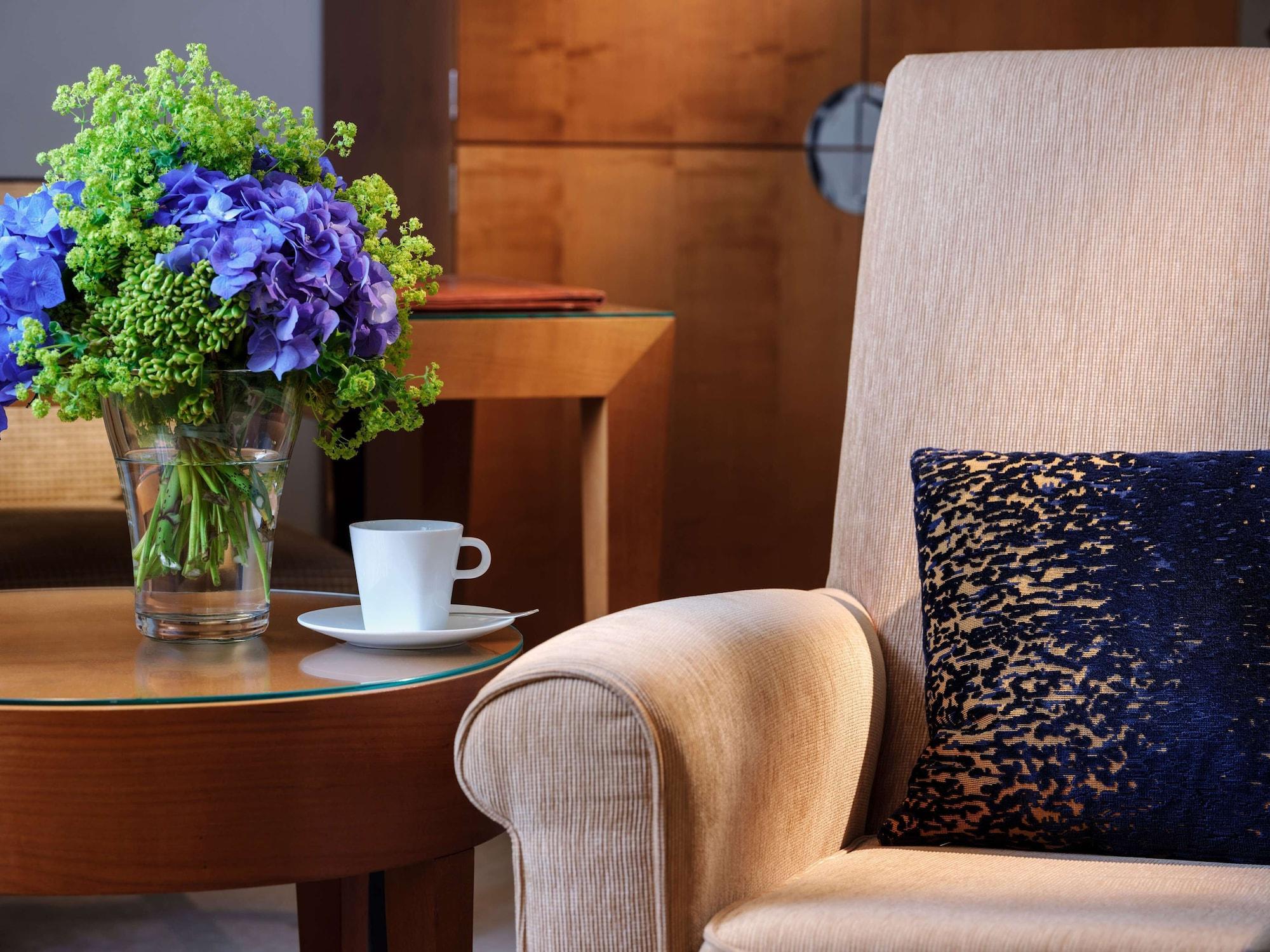 Nassauer Hof Hotel 5*
